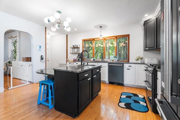 Interior, Kitchen, Pendant Lights, Recessed Lighting, Wood Texture Flooring