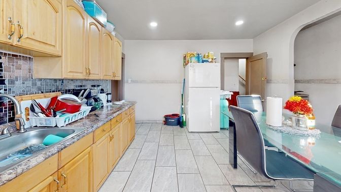 Interior, Kitchen, Recessed Lighting