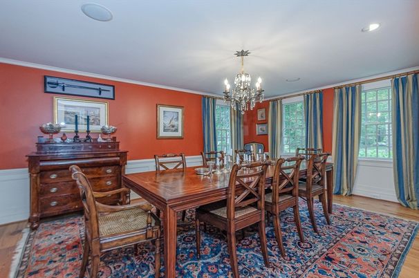 Chandelier, Dining room, Interior, Recessed Lighting, Wood Texture Flooring