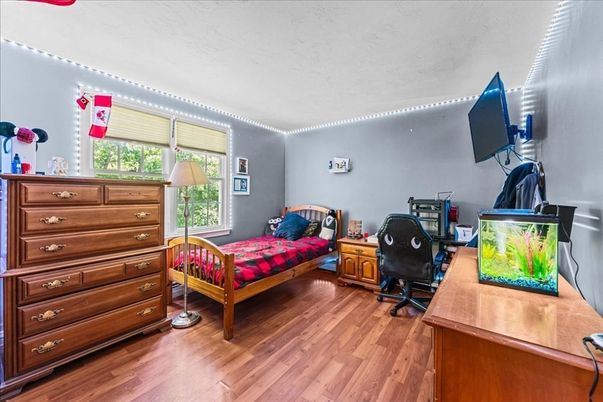 Bedroom, Home Office, Interior, Wood Texture Flooring