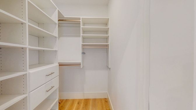 Interior, Walk-in Closets, Wood Texture Flooring