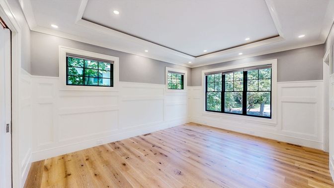 Empty room, Interior, Recessed Lighting, Wood Texture Flooring