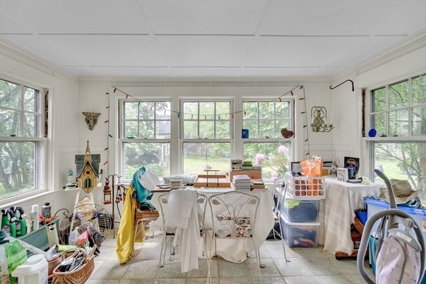 Dining room, Interior