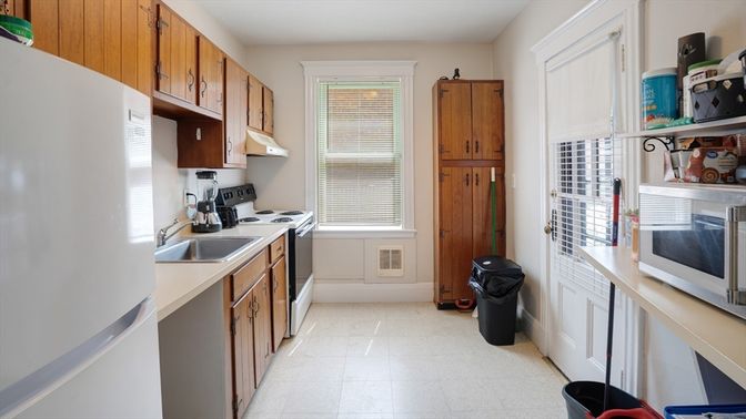 Interior, Kitchen