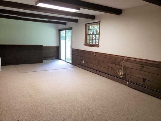 Empty room, Interior, Wooden Beams, Wooden Walls