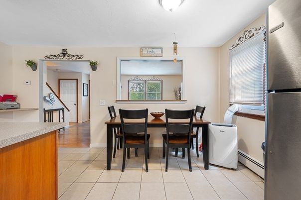 Dining room, Interior