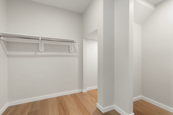 Interior, Walk-in Closets, Wood Texture Flooring