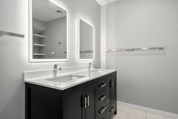 Bathroom, Dual Sink Vanities, Interior