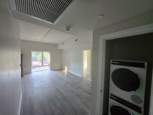 Interior, Utility Closets, Washer, Wood Texture Flooring