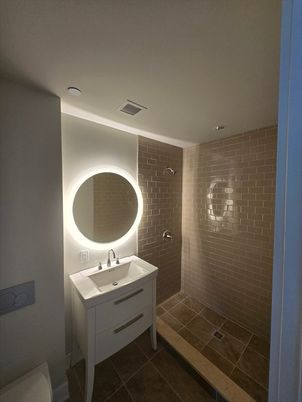 Bathroom, Interior, Recessed Lighting