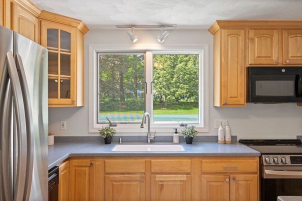 Interior, Kitchen, Stainless Steel Appliances