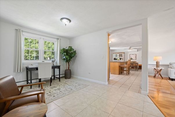 Dining room, Interior