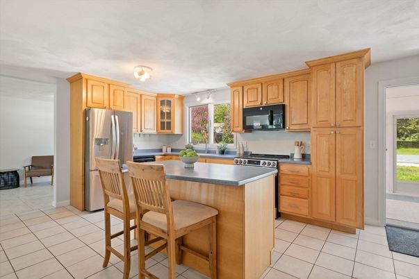 Interior, Kitchen, Stainless Steel Appliances