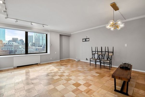 Empty room, Interior, Pendant Lights