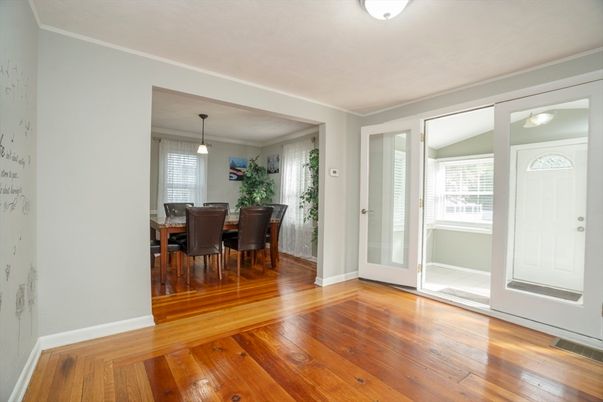 Dining room, Interior, Pendant Lights, Wood Texture Flooring
