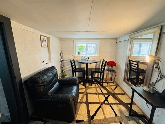 Dining room, Interior
