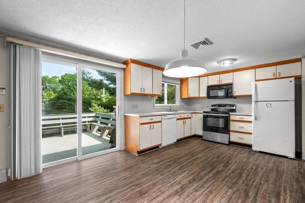 Interior, Kitchen, Pendant Lights, Wood Texture Flooring