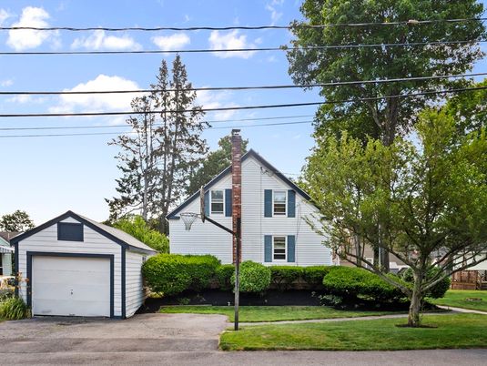 Detached Garage, Exterior, Facade, Farmhouse