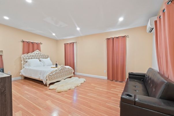 Bedroom, Interior, Recessed Lighting, Wood Texture Flooring
