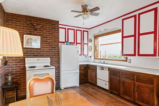 Interior, Kitchen, Stone Walls, Wood Texture Flooring