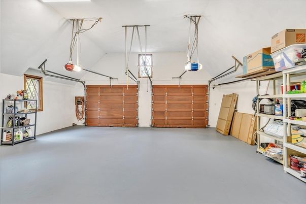 Garage, Interior, Pendant Lights