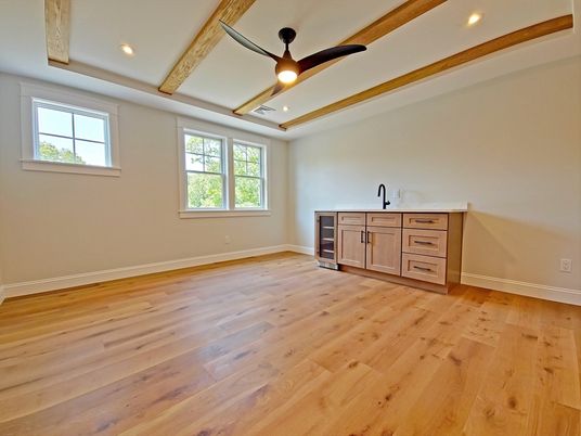 Empty room, Interior, Recessed Lighting, Wooden Beams, Wood Texture Flooring