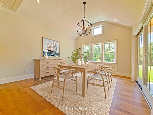 Chandelier, Dining room, Interior, Pendant Lights, Recessed Lighting, Wood Texture Flooring