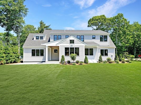 Backyard, Exterior, Facade, Georgian