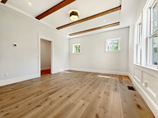 Empty room, Interior, Recessed Lighting, Wooden Beams, Wood Texture Flooring