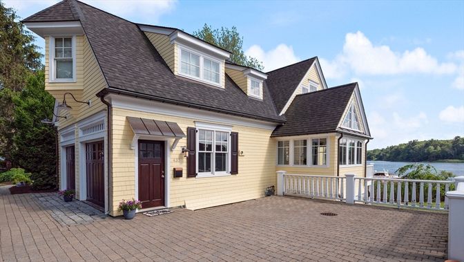 Attached, Exterior, Facade, Water, Cape Cod