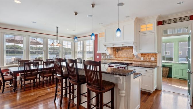 Dining room, Interior, Kitchen, Pendant Lights, Recessed Lighting, Water, Wood Texture Flooring
