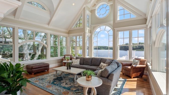 Interior, Living room, Sun Room, Water, Wood Texture Flooring