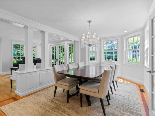 Chandelier, Dining room, Interior, Recessed Lighting, Wood Texture Flooring