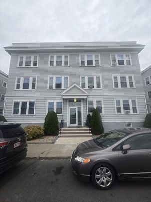 Exterior, Facade, Georgian