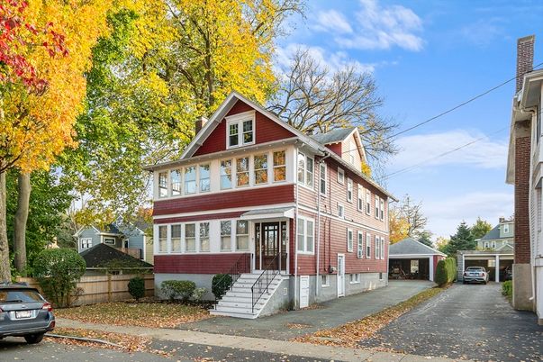 Detached Garage, Exterior, Facade, Queen Anne Victorian