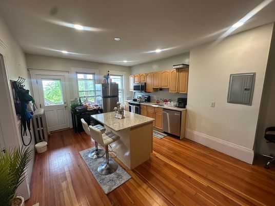 Dining room, Interior, Kitchen, Recessed Lighting, Stainless Steel Appliances, Wood Texture Flooring