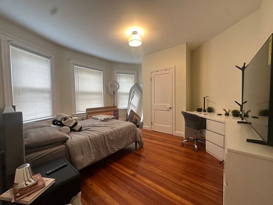 Bedroom, Home Office, Interior, Wood Texture Flooring