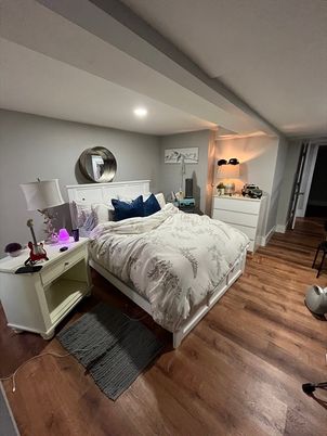 Bedroom, Interior, Recessed Lighting, Wood Texture Flooring