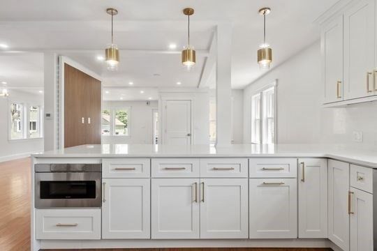 Interior, Kitchen, Pendant Lights, Recessed Lighting, Wood Texture Flooring