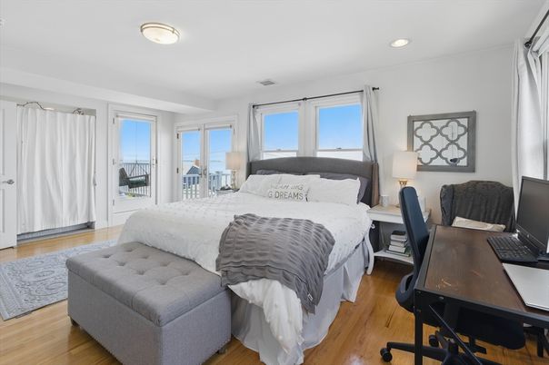 Bedroom, Home Office, Interior, Recessed Lighting, Wood Texture Flooring