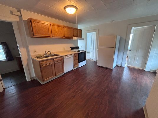 Interior, Kitchen, Wood Texture Flooring