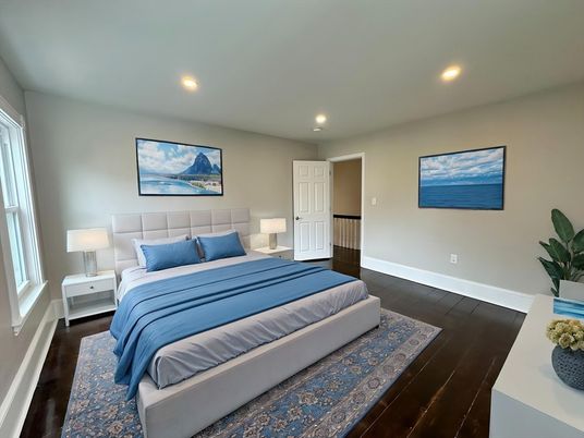Bedroom, Interior, Recessed Lighting, Wood Texture Flooring