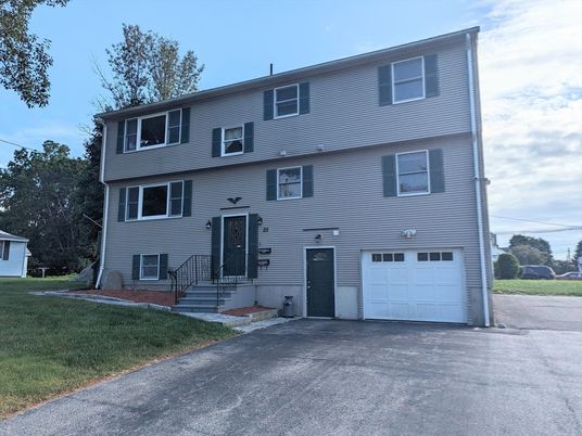 Attached, Exterior, Facade, Raised Ranch
