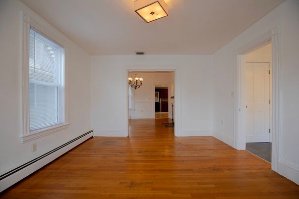 Chandelier, Empty room, Interior, Wood Texture Flooring
