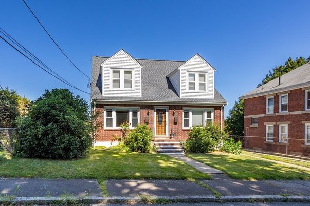 Exterior, Facade, Brick Facade, Cape Cod