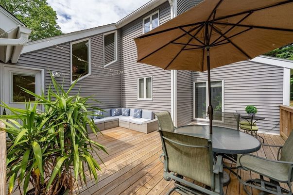 Exterior, Wood Texture Flooring