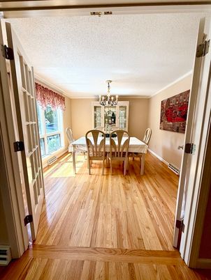 Chandelier, Dining room, Interior, Wood Texture Flooring