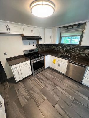 Interior, Kitchen, Stainless Steel Appliances