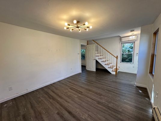 Empty room, Interior, Pendant Lights, Wood Texture Flooring