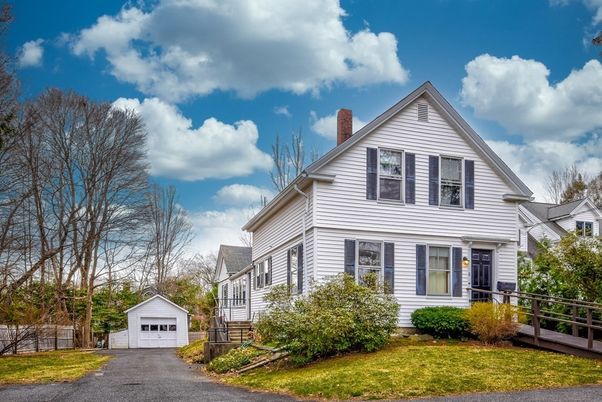 Detached Garage, Exterior, Facade, Queen Anne Victorian